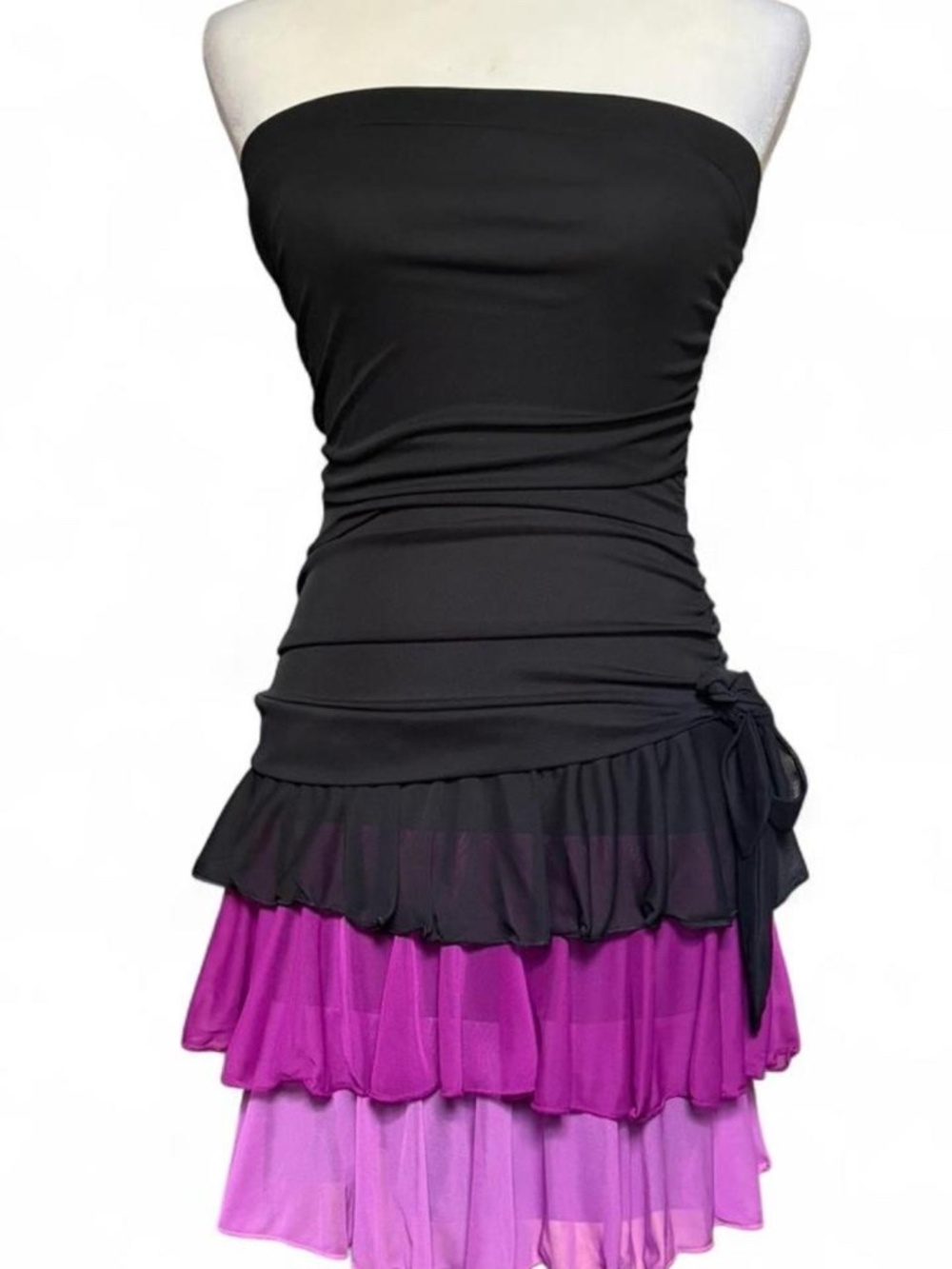 Y2K Vintage Black & purple strapless dress with ruffled skirt
